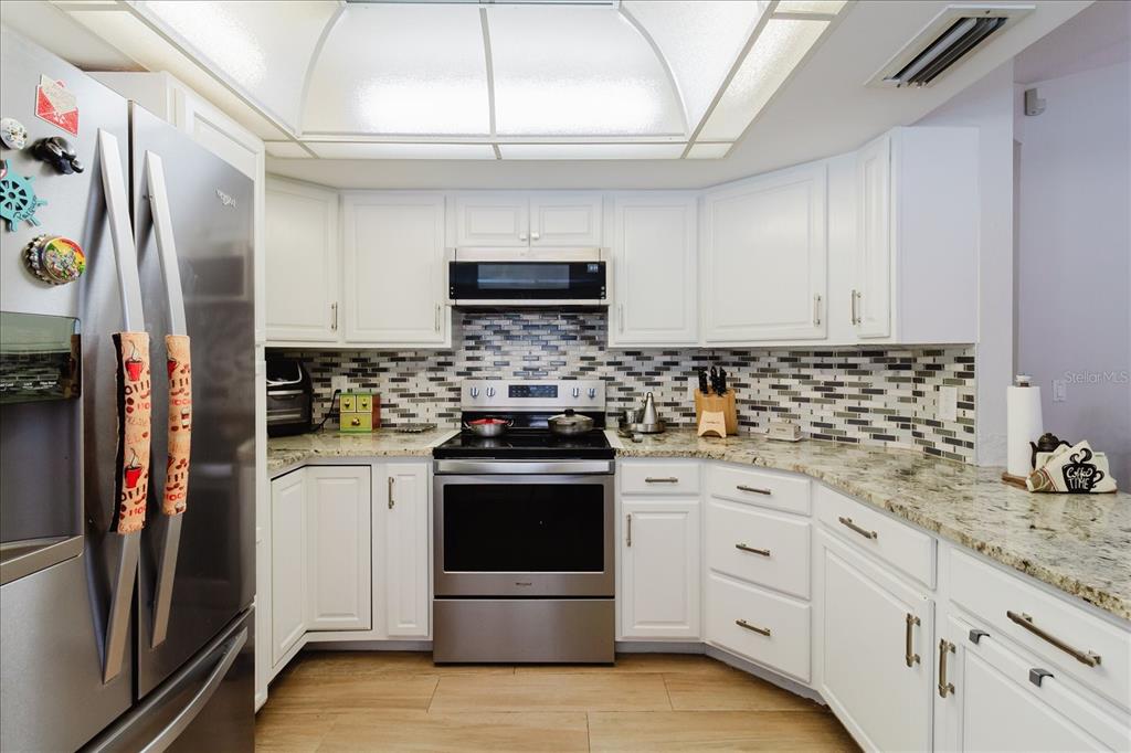 8112 Golden Bear Loop Port Richey, FL 34668 - Photo 27 of 88