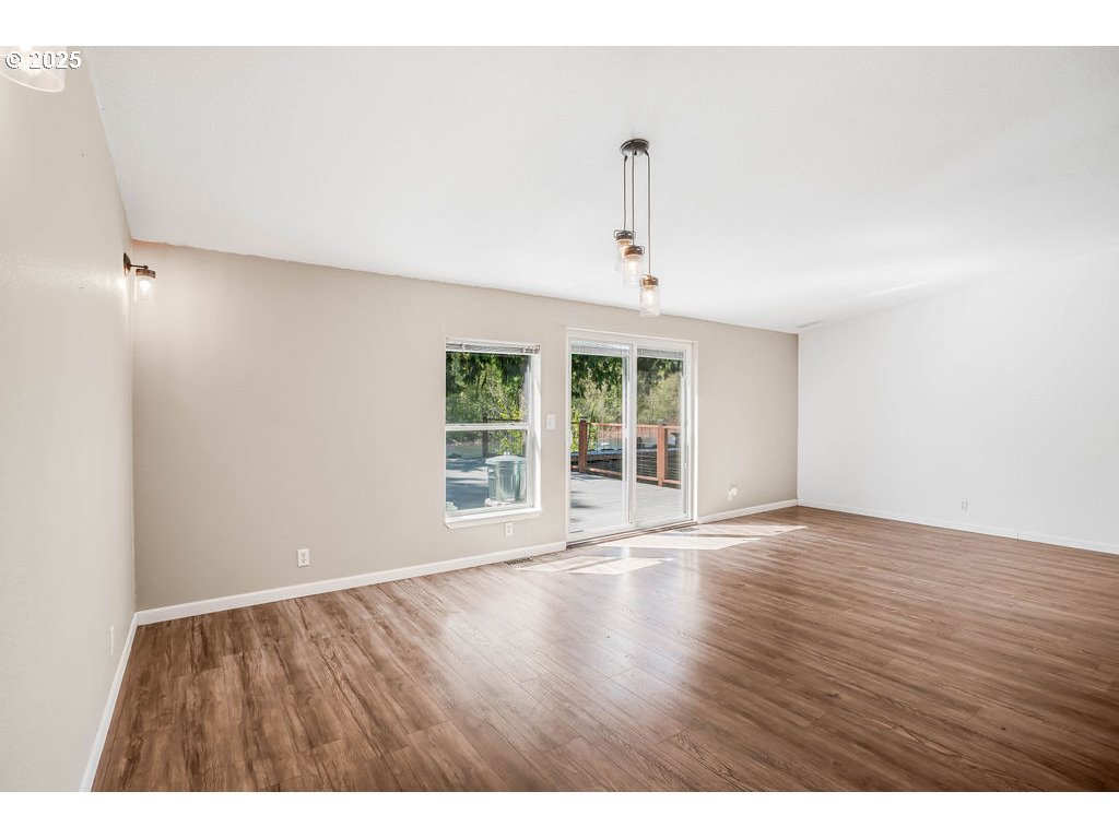 34929 South Dickey Prairie Road Molalla, OR 97038 - Photo 8 of 45 Gallery Image 8