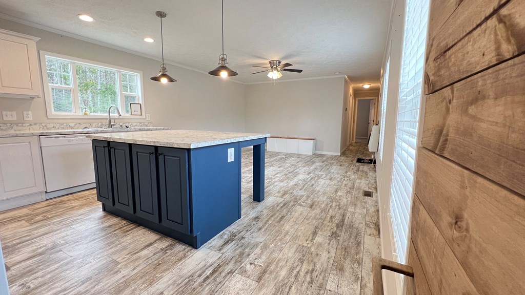 523 Blue Jay Road Hodges, SC 29653 - Photo 12 of 52 Gallery Image 12