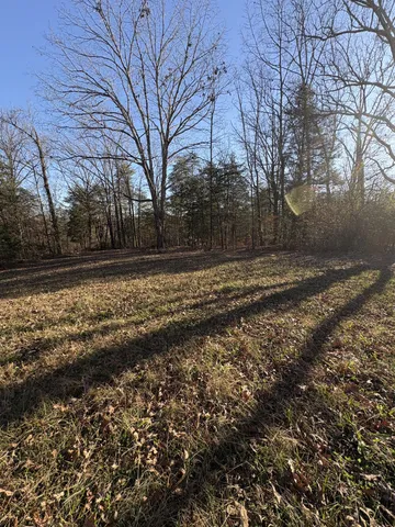 $600,000 | 124 Old Highway 96, Burns, TN 37029