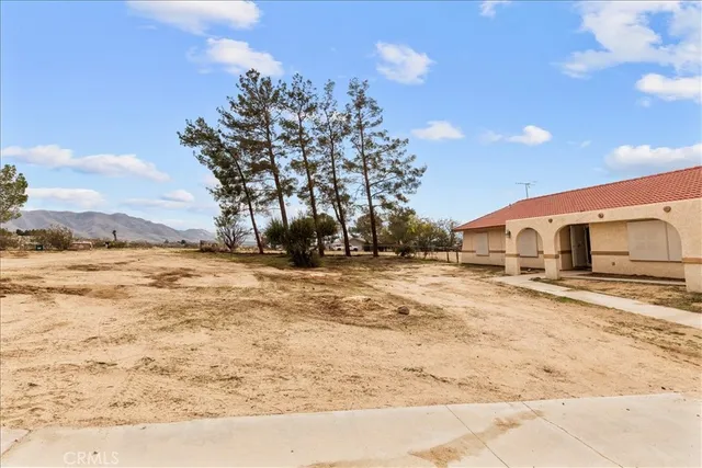$329,900 | 20575 Lupine Street, Apple Valley, CA 92308