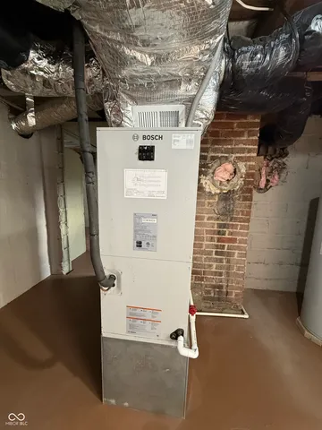 $365,000 | 4160 Madison Avenue, Indianapolis, IN 46227