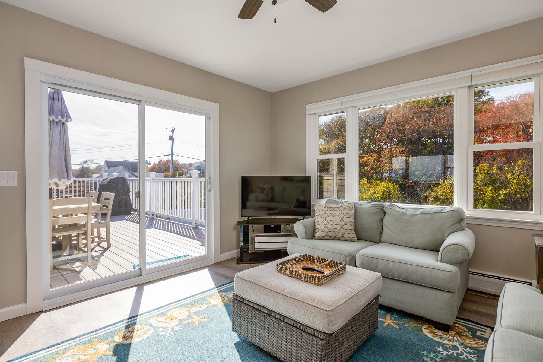 293 Long Sands Road York, ME 03909 - Photo 9 of 39 Gallery Image 9