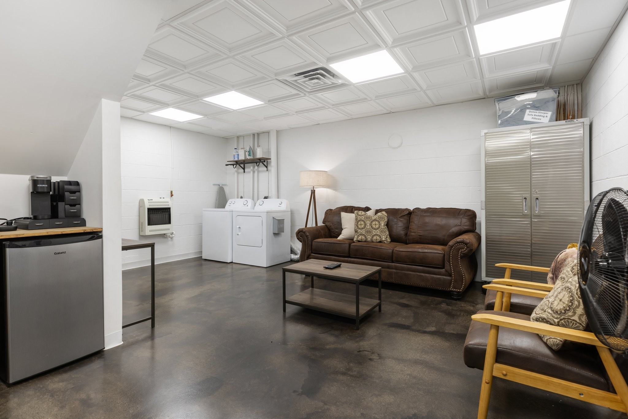 2890 Ellis Lane Palmyra, TN 37142 - Photo 17 of 19 a living room with furniture and a couch