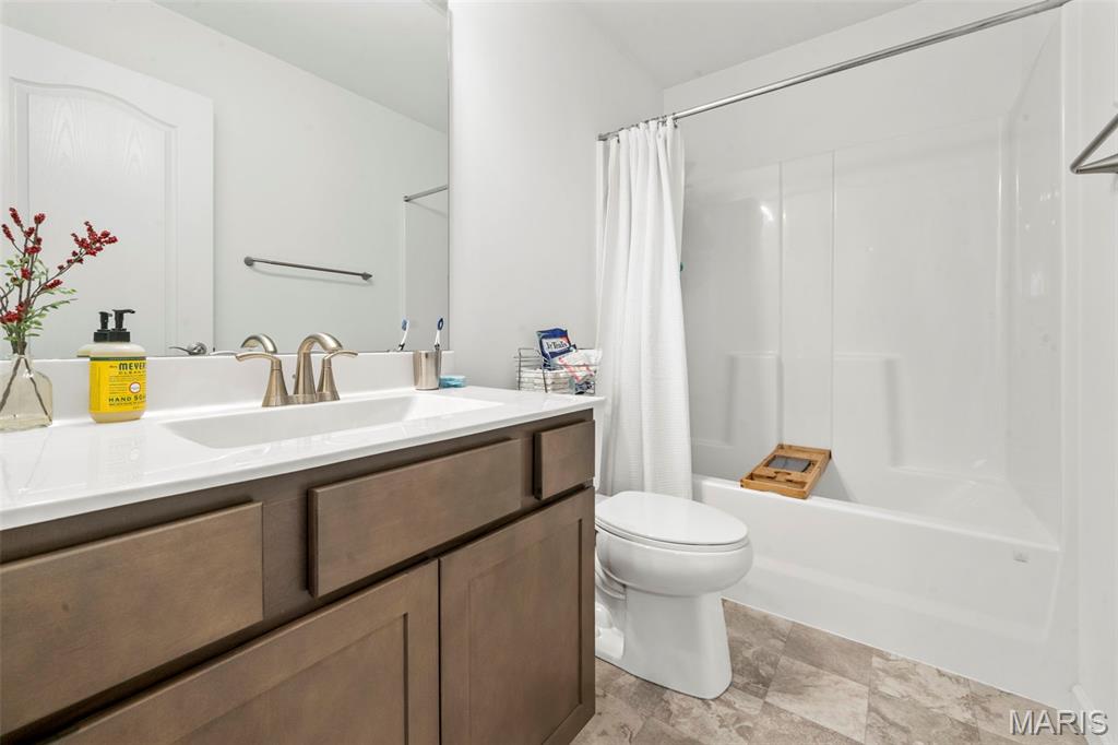 2369 Windswept Farms Drive Eureka, MO 63025 - Photo 18 of 31