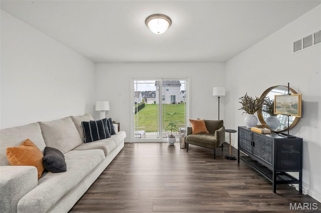 2369 Windswept Farms Drive Eureka, MO 63025 - Photo 8 of 31