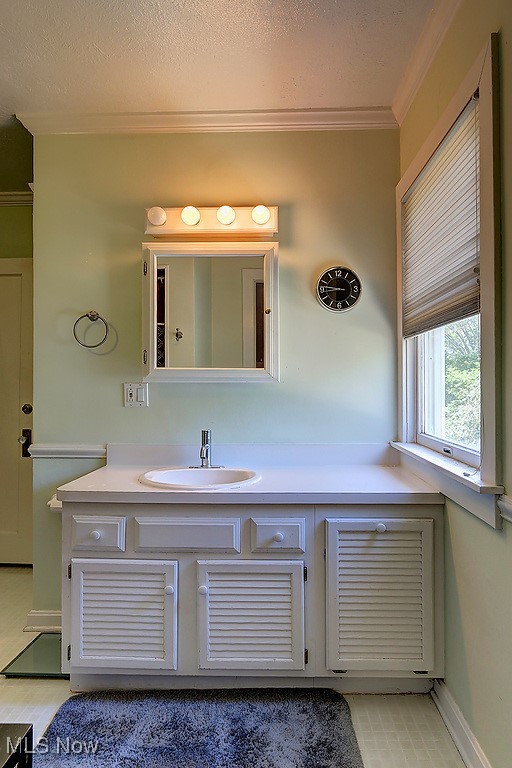 3323 East Fairfax Road Cleveland, OH 44118 - Photo 15 of 24