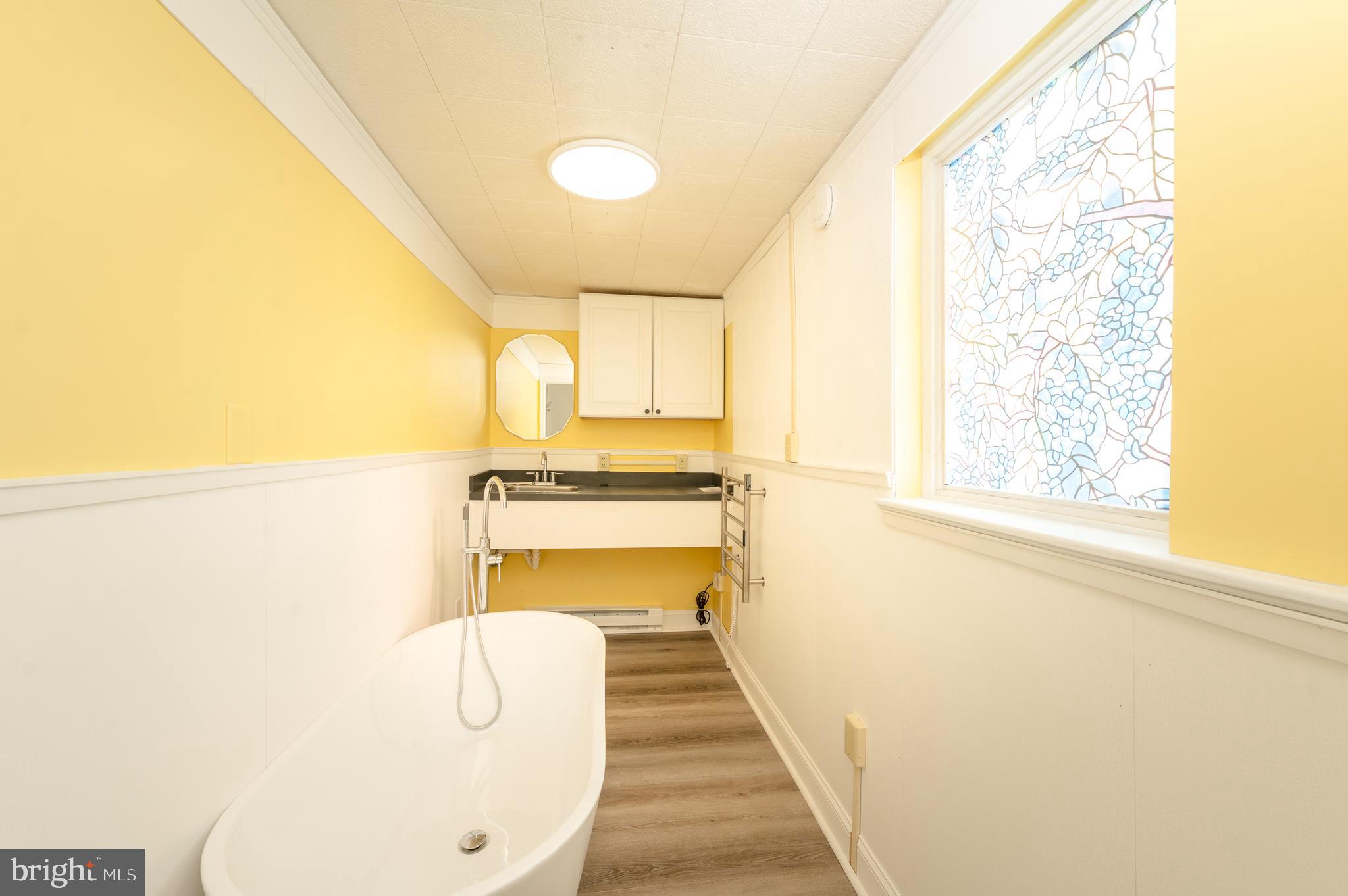 701 North Duke Street Lancaster, PA 17602 - Photo 18 of 49 Office - Bath