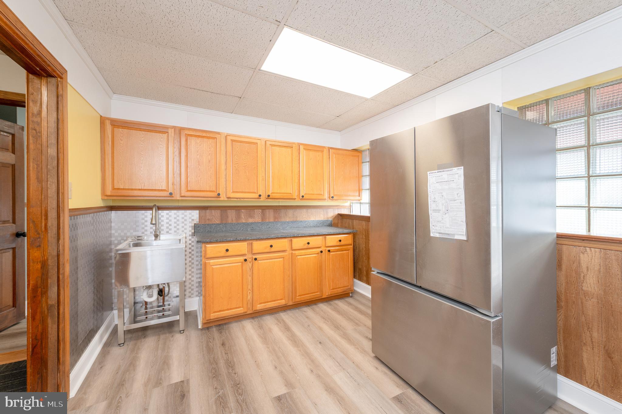 701 North Duke Street Lancaster, PA 17602 - Photo 10 of 49 Office - Kitchen
