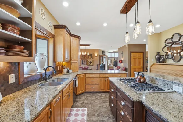 $925,000 | 74540 213th Street, Dassel, MN 55325
