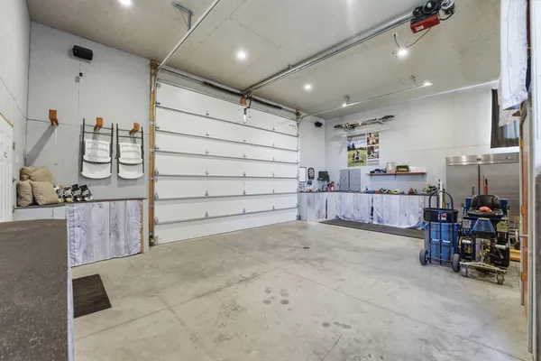 $925,000 | 74540 213th Street, Dassel, MN 55325