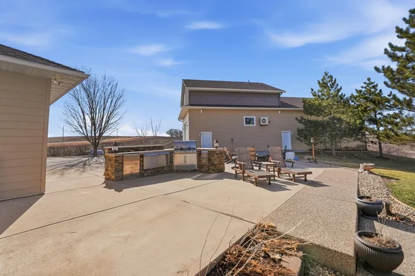 $925,000 | 74540 213th Street, Dassel, MN 55325