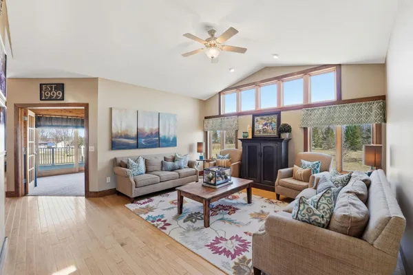 $925,000 | 74540 213th Street, Dassel, MN 55325