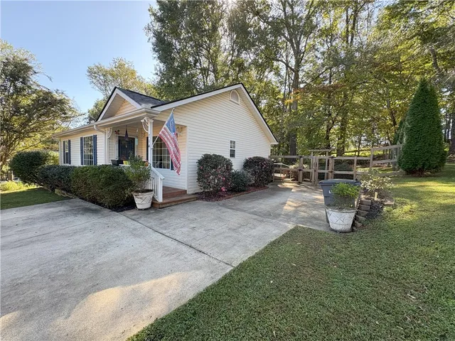 $240,000 | 714 North Ashton Drive, Liberty, SC 29657