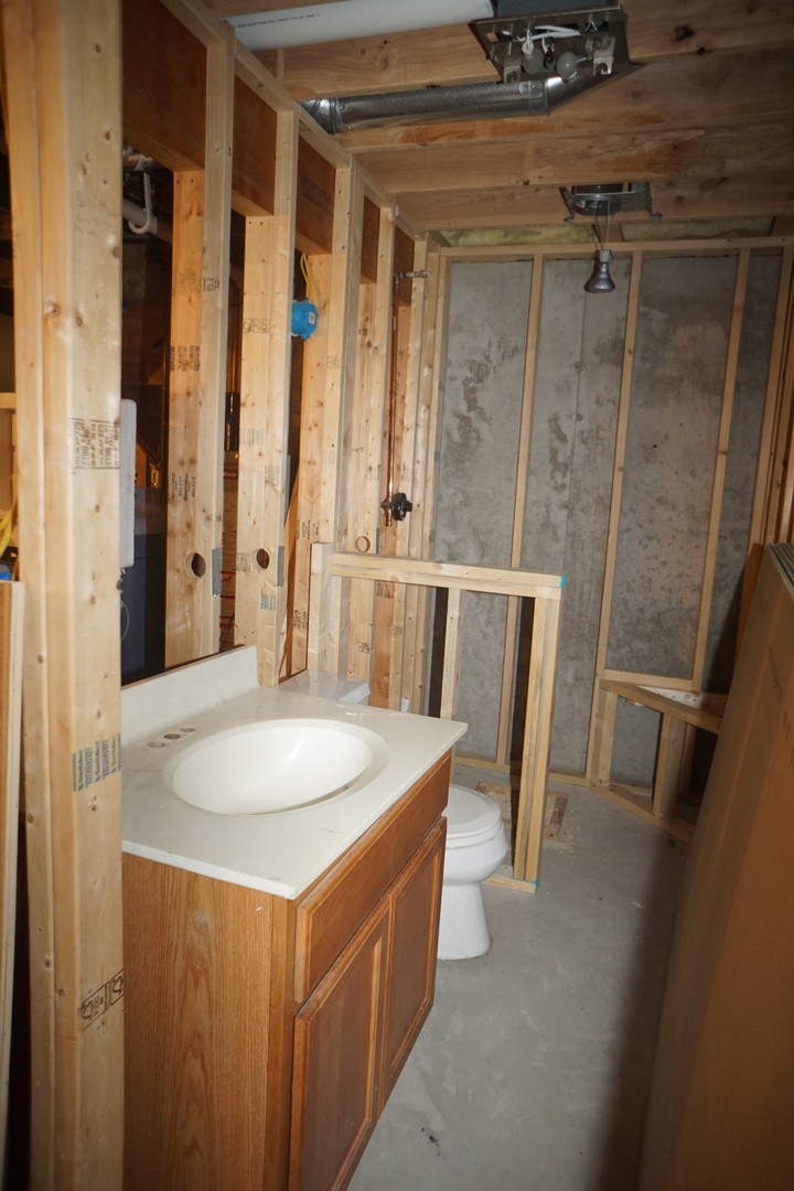 1249 Robin Road Dixon, IL 61021 - Photo 13 of 17 Gallery Image 13