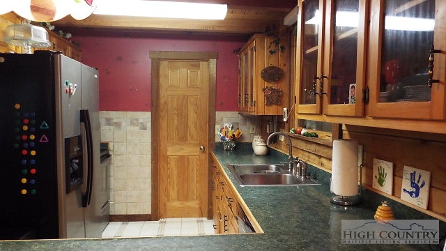 9584 Elk Creek Road Boone, NC 28607 - Photo 9 of 30 Gallery Image 9