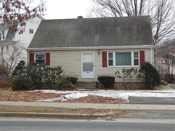 261 Morgan Road West Springfield, MA 01089 - Photo 4 of 22