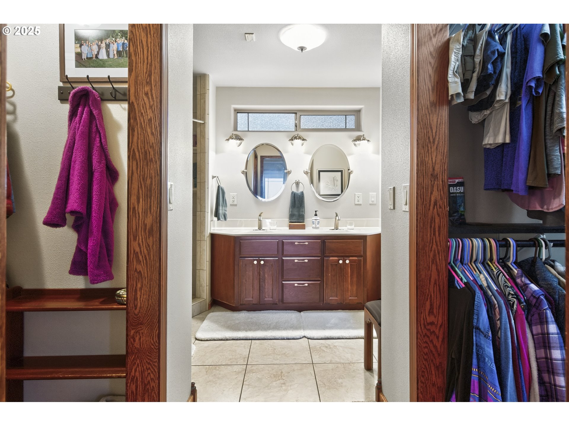 1645 Brozio Road Roseburg, OR 97471 - Photo 16 of 48 a view of a walk in closet
