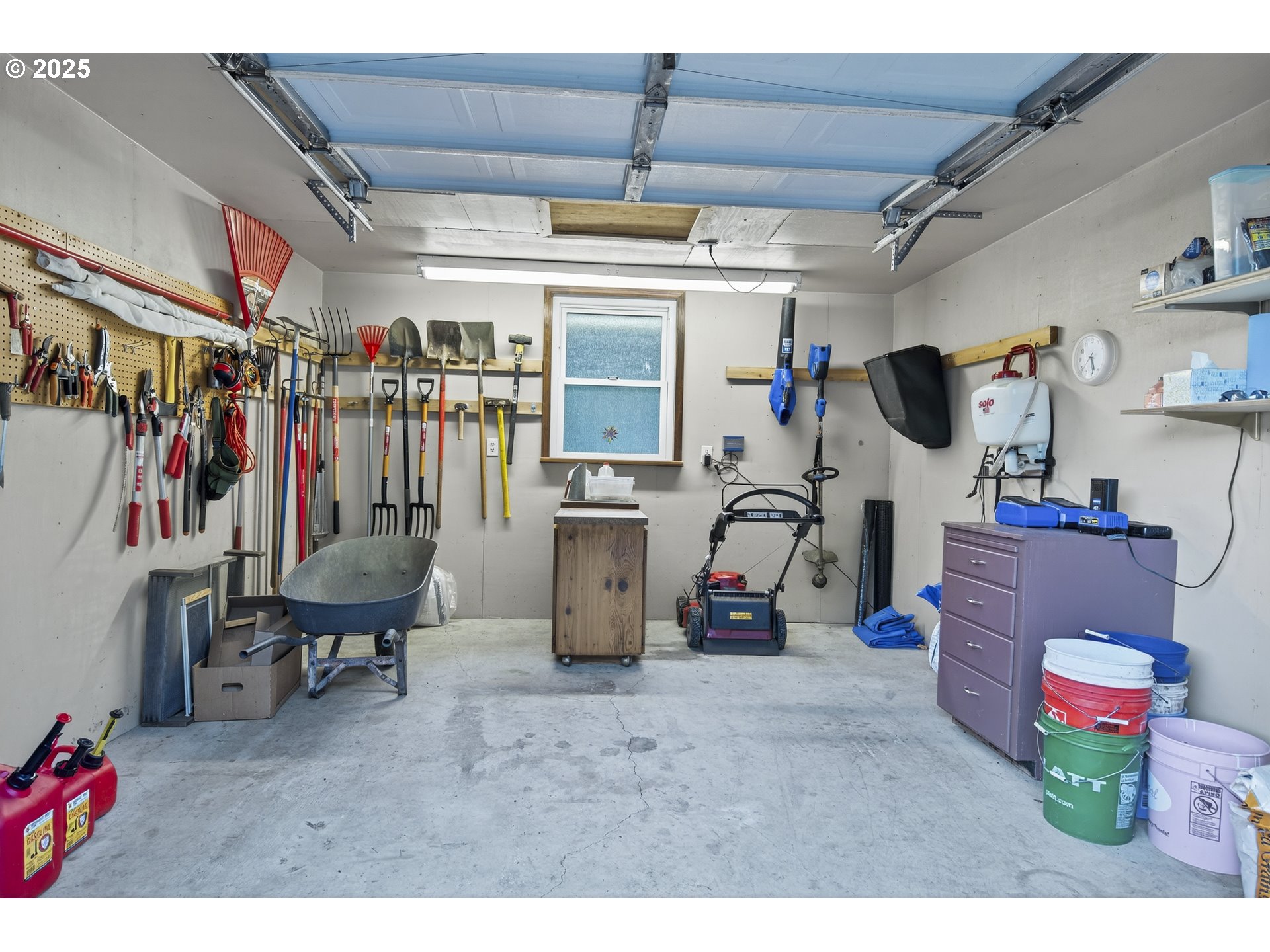 1645 Brozio Road Roseburg, OR 97471 - Photo 32 of 48