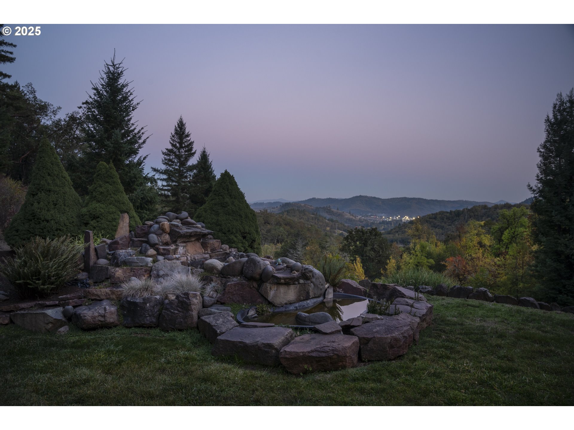 1645 Brozio Road Roseburg, OR 97471 - Photo 40 of 48 a view of outdoor space and yard