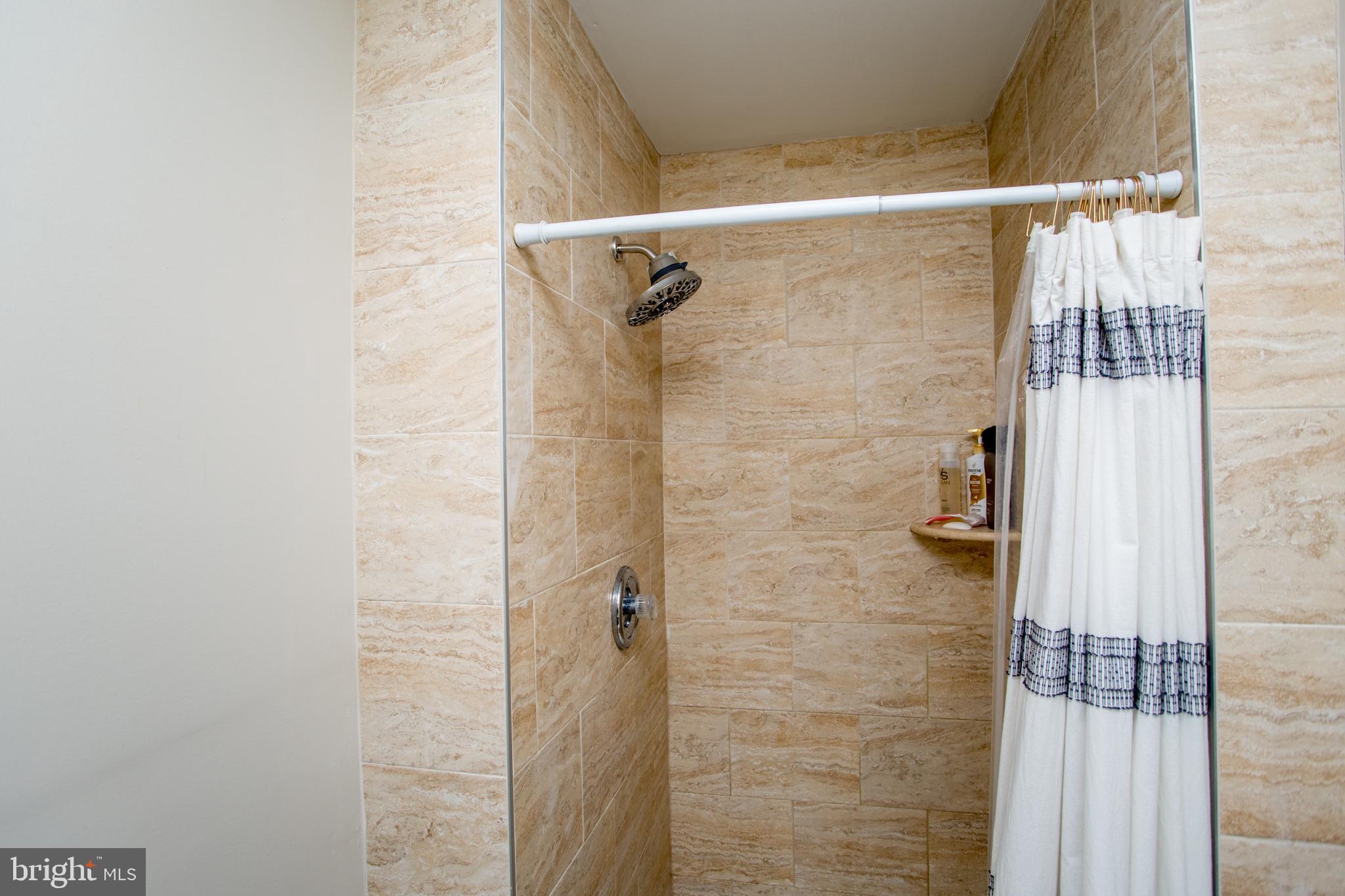 15 Oberlin Road Pennsville, NJ 08070 - Photo 30 of 52 Ensuite bathroom