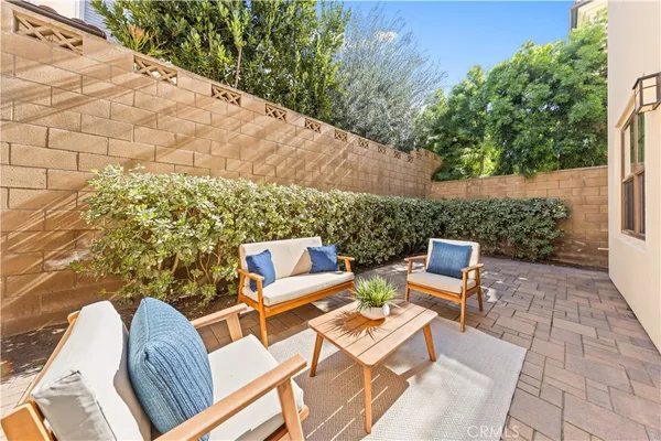 $1,428,000 | 77 Painted Trellis, Irvine, CA 92620