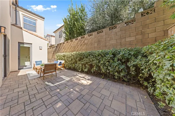 $1,428,000 | 77 Painted Trellis, Irvine, CA 92620