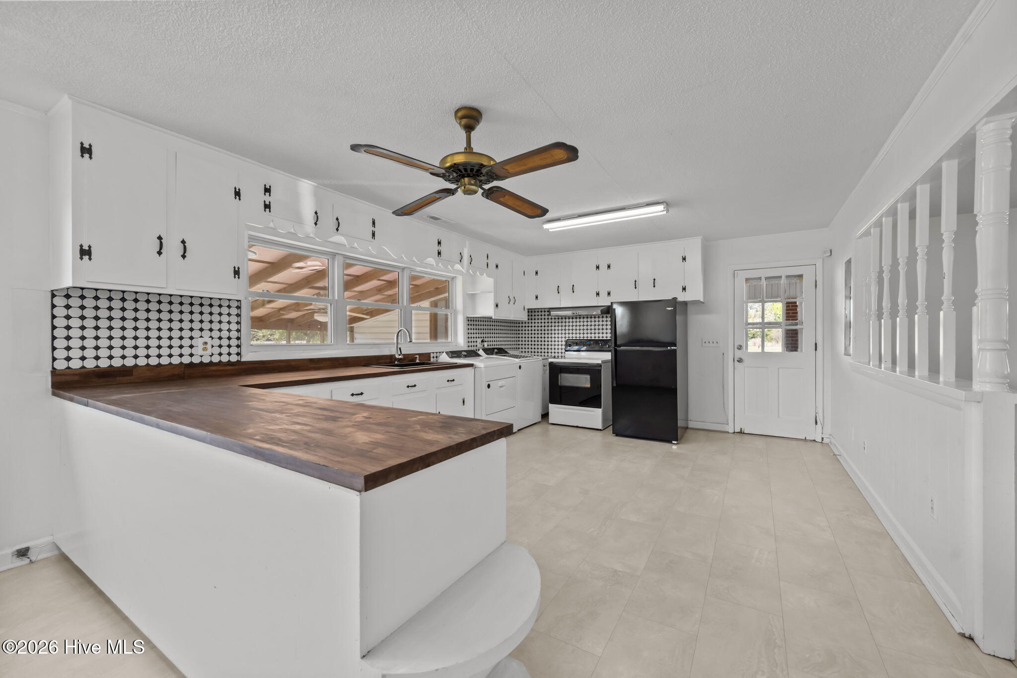 2760 Sarecta Road Pink Hill, NC 28572 - Photo 13 of 47 31-web-or-mls-_RAD4469