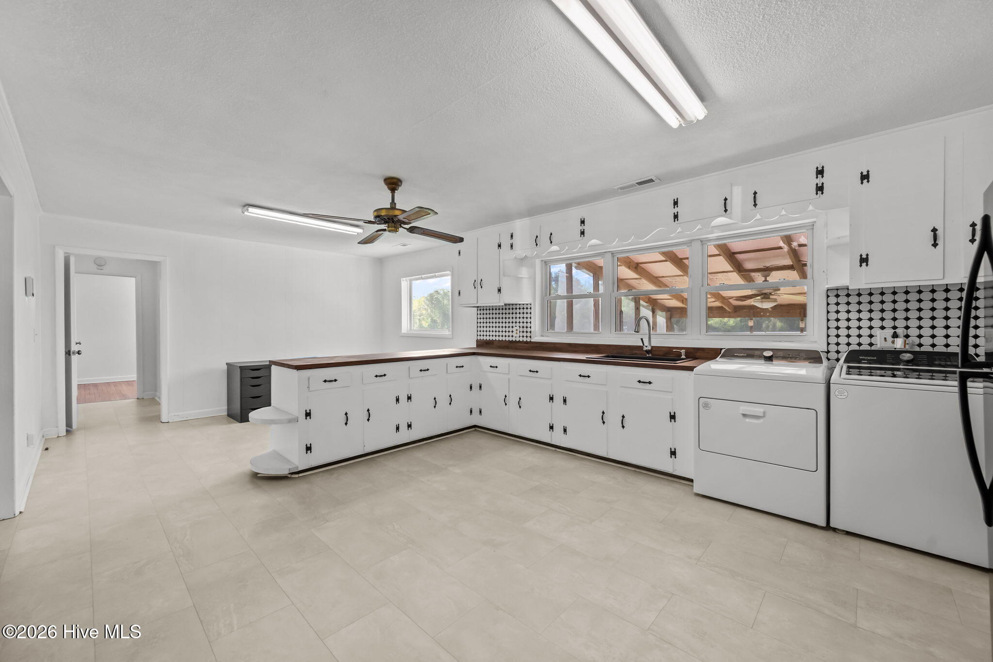 2760 Sarecta Road Pink Hill, NC 28572 - Photo 15 of 47 33-web-or-mls-_RAD4475