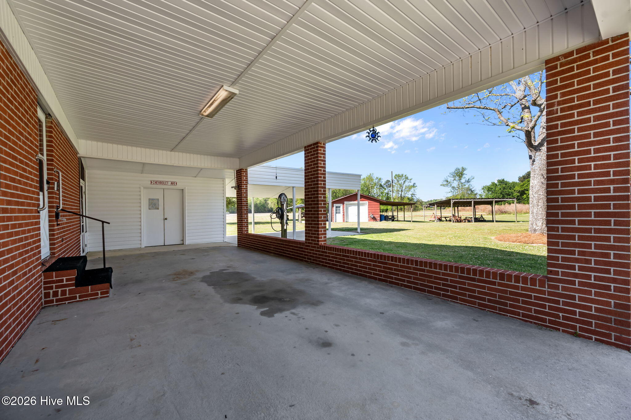 2760 Sarecta Road Pink Hill, NC 28572 - Photo 5 of 47 6-web-or-mls-05