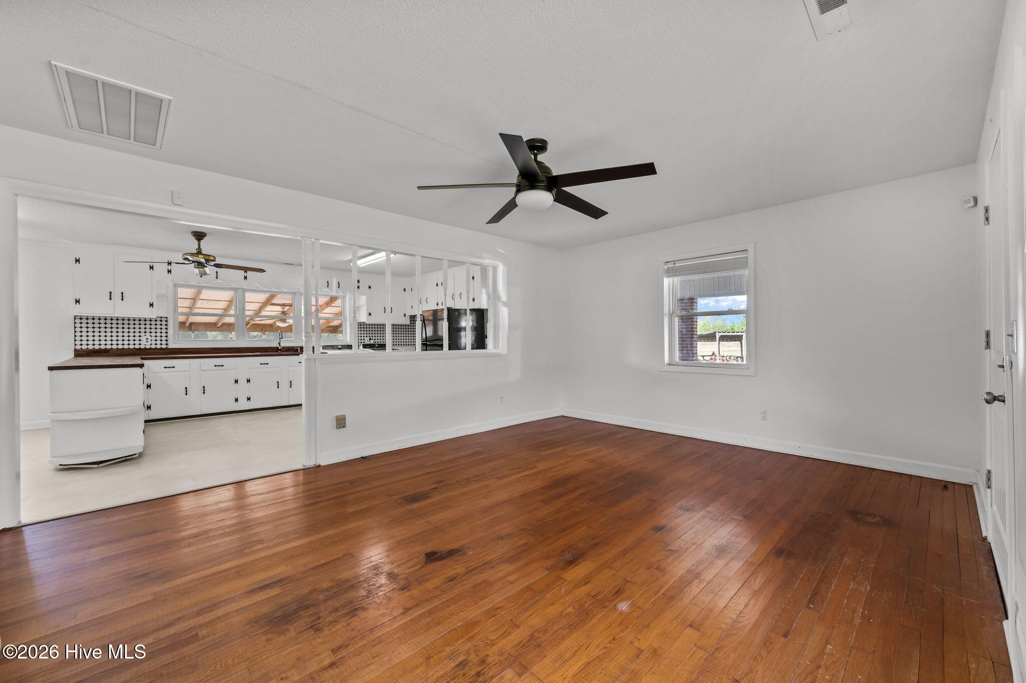 2760 Sarecta Road Pink Hill, NC 28572 - Photo 10 of 47 28-web-or-mls-_RAD4454
