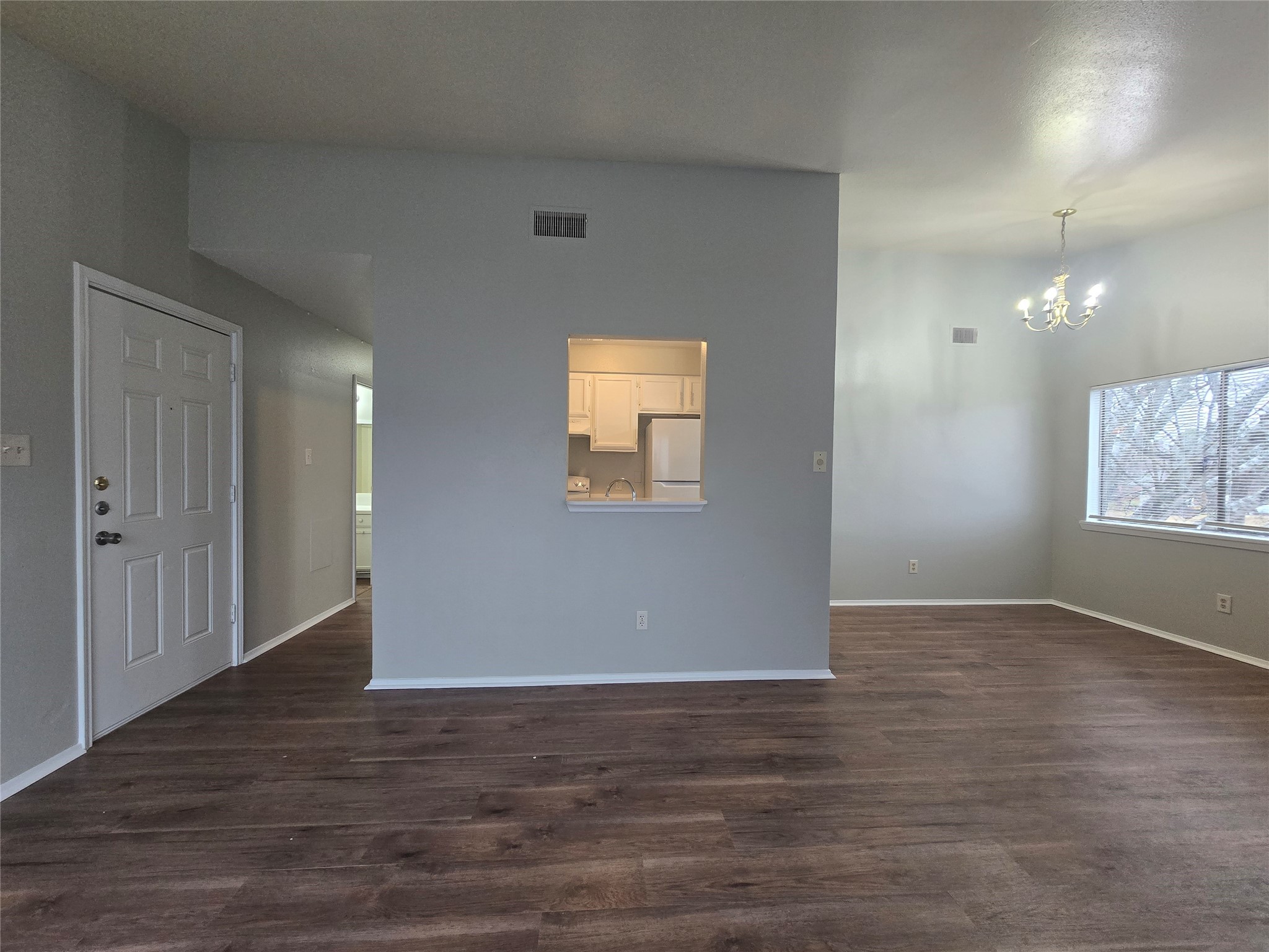 394 Duroux Road, Unit D La Marque, TX 77568 - Photo 3 of 7