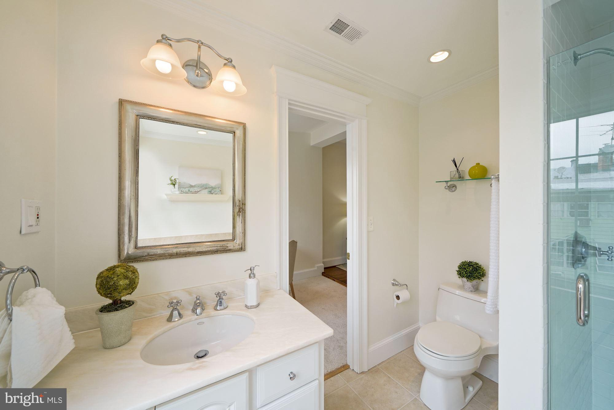 2409 Tunlaw Road Northwest Washington, DC 20007 - Photo 21 of 42 Plenty of space in this Primary Bath