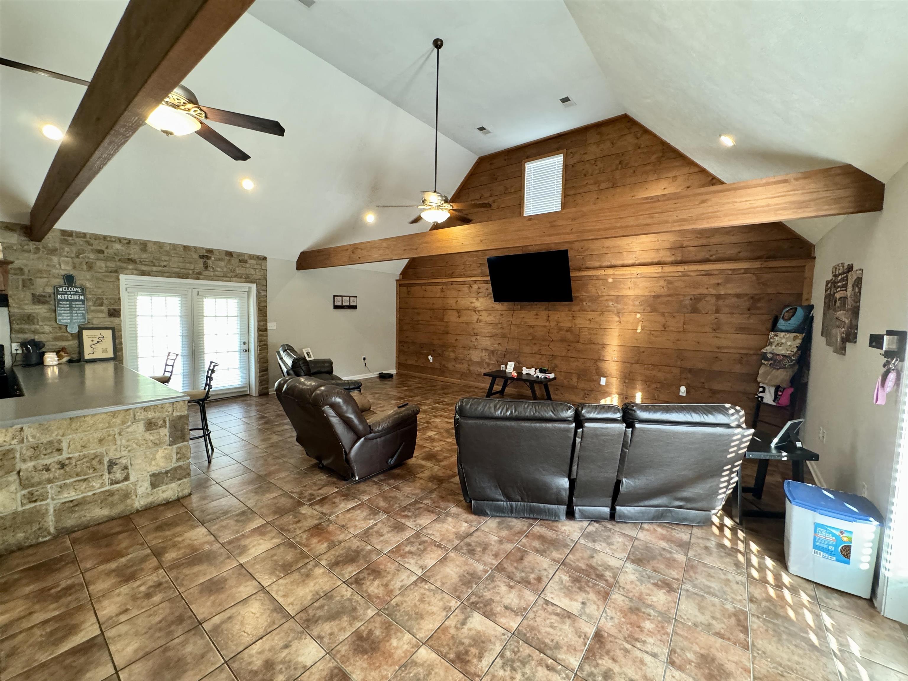 2455 Edith-Nankipoo Road Ripley, TN 38063 - Photo 15 of 29 a living room with furniture