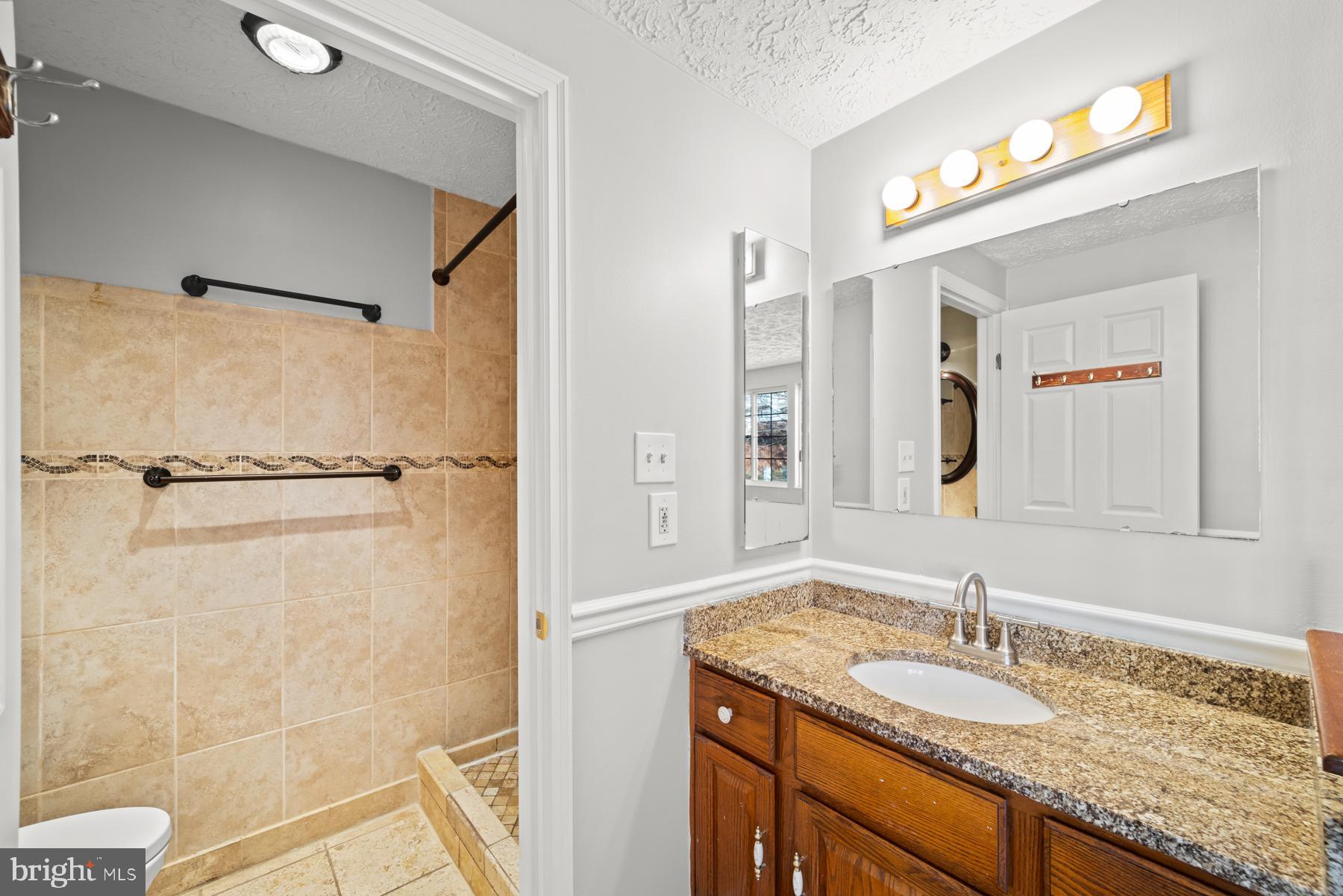 7579 Aspenpark Road Lorton, VA 22079 - Photo 20 of 32 Gallery Image 20