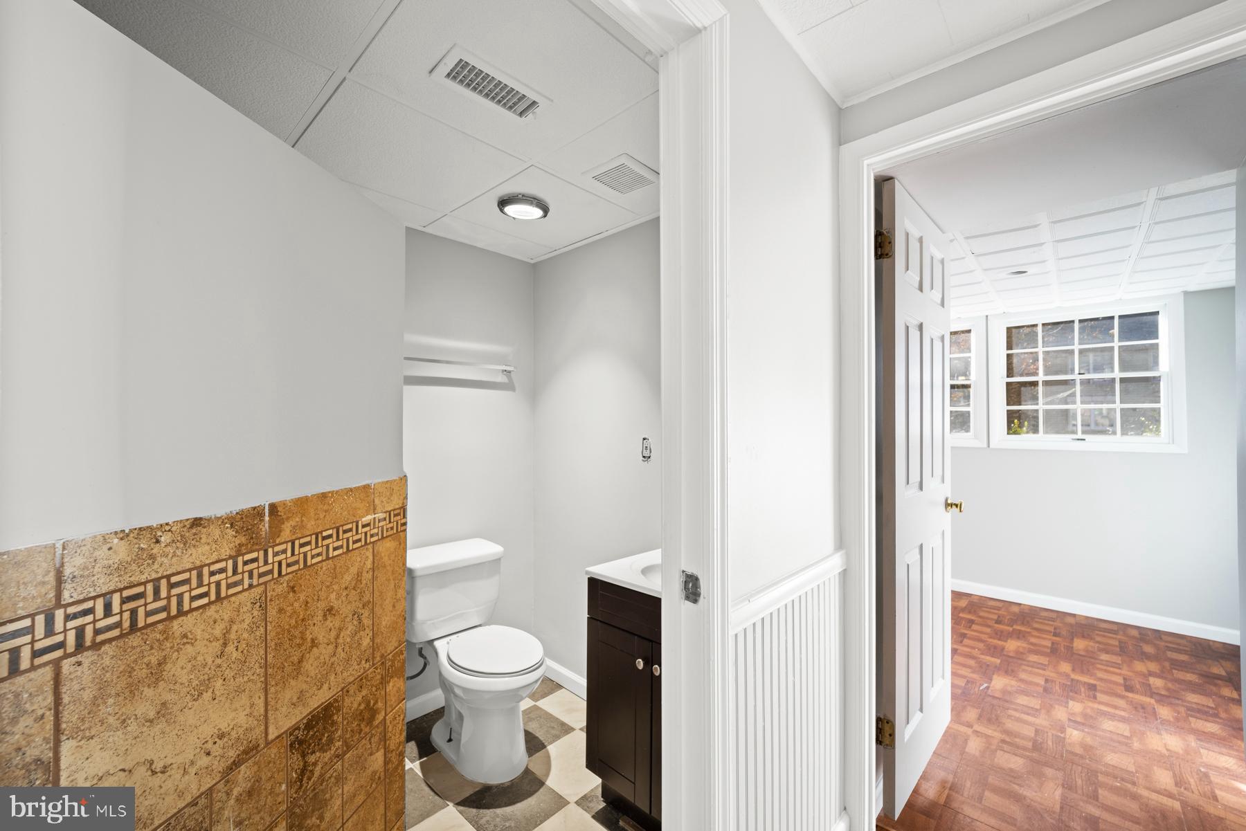 7579 Aspenpark Road Lorton, VA 22079 - Photo 25 of 32 Gallery Image 25