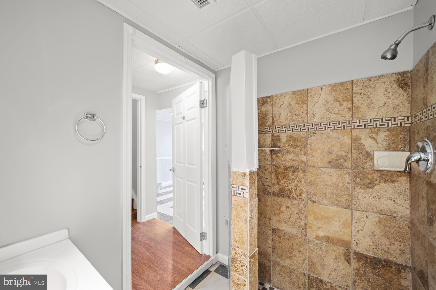 7579 Aspenpark Road Lorton, VA 22079 - Photo 27 of 32 Gallery Image 27
