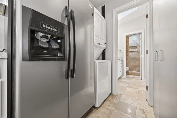 $1,250 | 2211 South Kirkwood Road, Unit 42, Houston, TX 77077