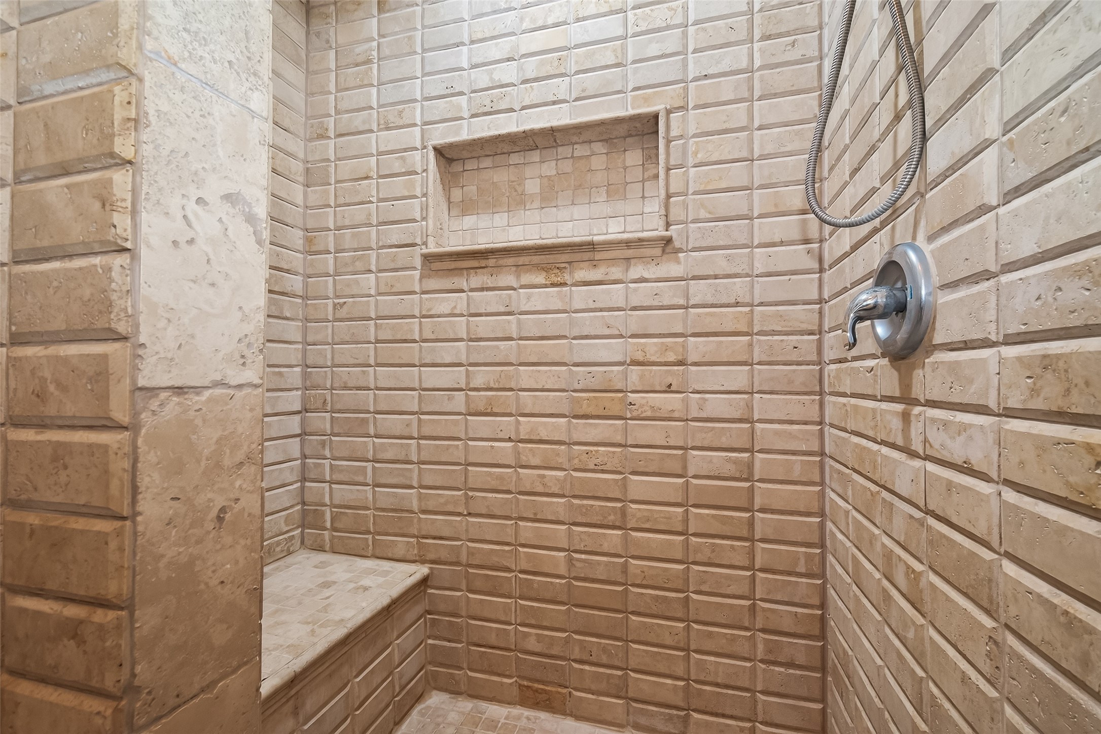 2211 South Kirkwood Road, Unit 42 Houston, TX 77077 - Photo 21 of 34 a bathroom with a shower
