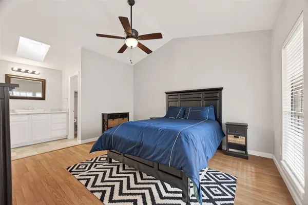 $1,250 | 2211 South Kirkwood Road, Unit 42, Houston, TX 77077