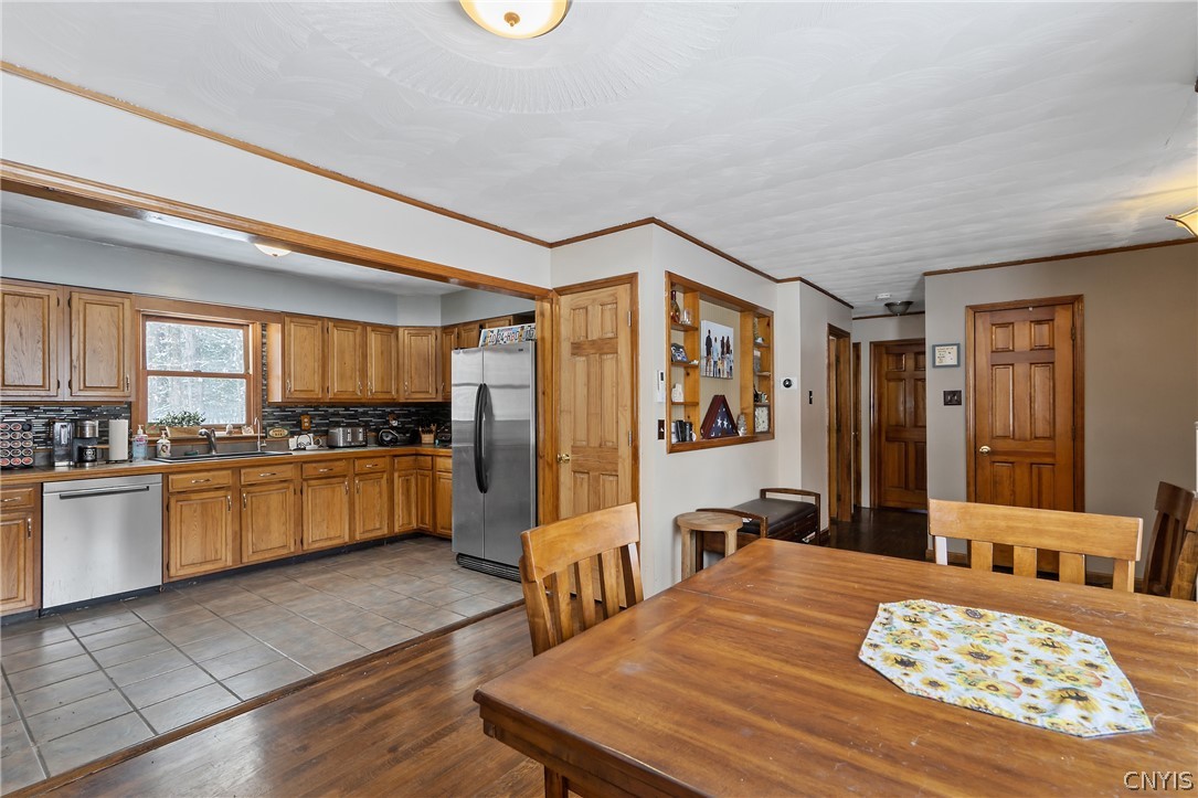 917 County Rte 10 Schroeppel, NY 13132 - Photo 12 of 42