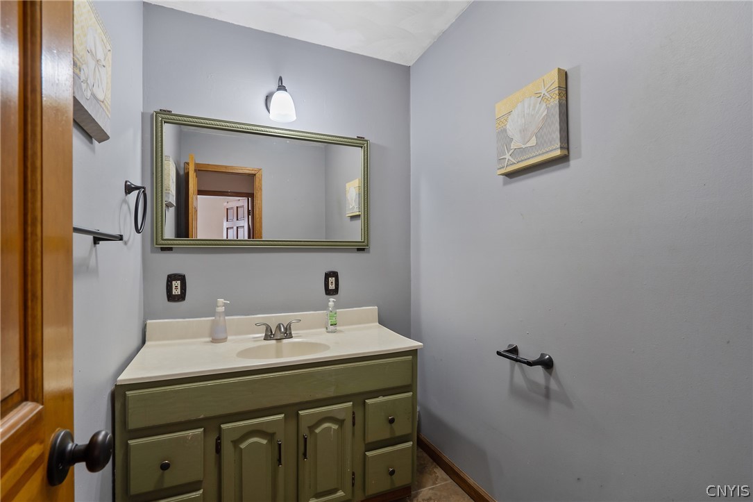 917 County Rte 10 Schroeppel, NY 13132 - Photo 26 of 42