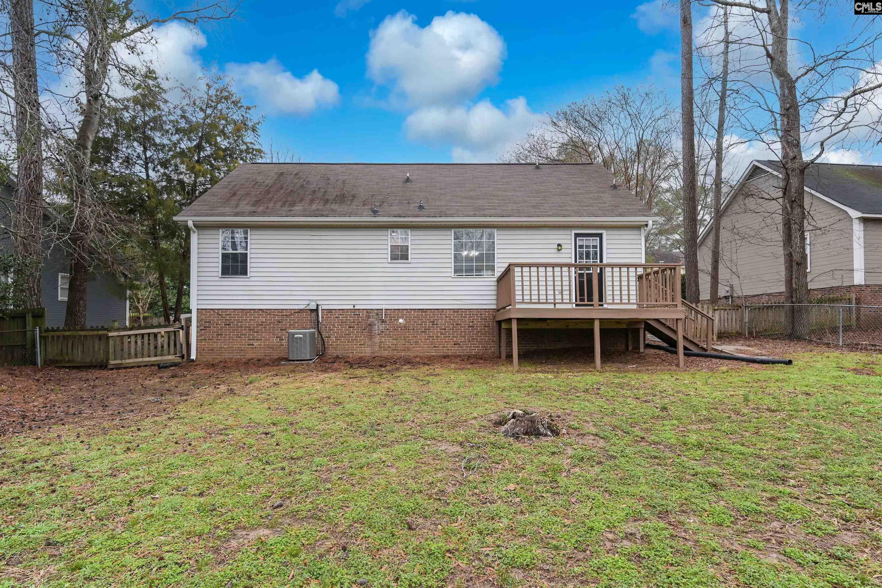233 Braewick Road Columbia, SC 29212 - Photo 3 of 32