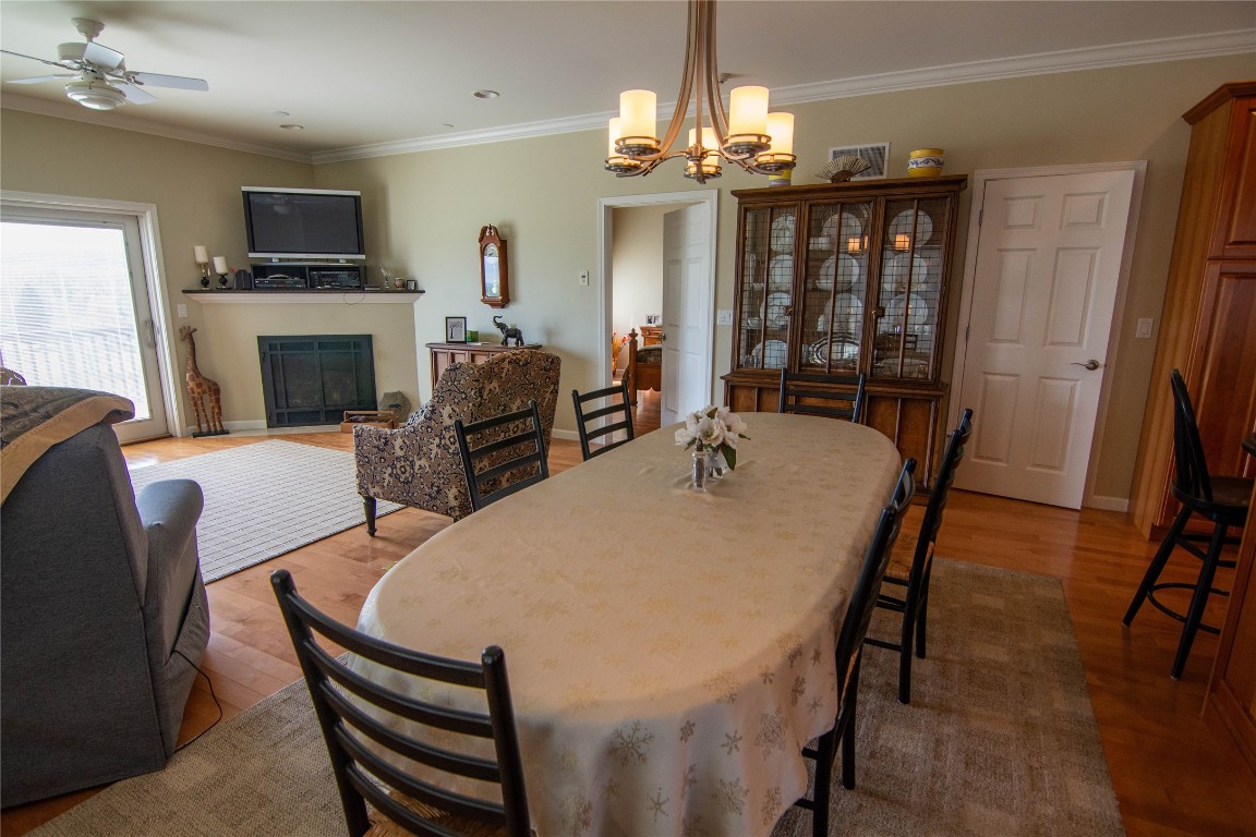 25 Eagle Drive Endicott, NY 13760 - Photo 8 of 39