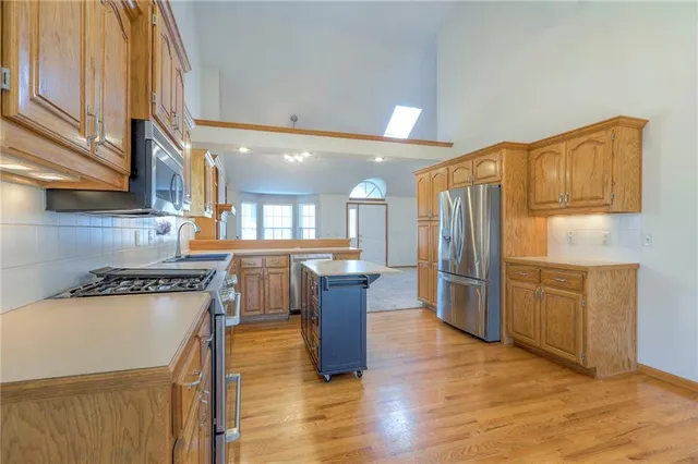 $425,000 | 3413 South Arrowhead Court, Independence, MO 64057