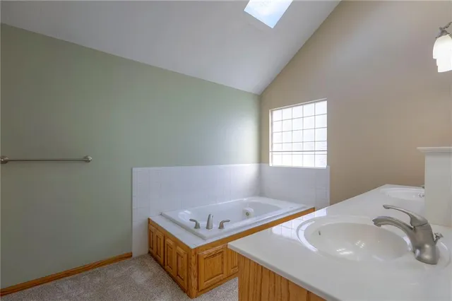 $425,000 | 3413 South Arrowhead Court, Independence, MO 64057