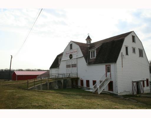 429 Sheldon Road Valencia, PA 16059 - Photo 4 of 8 Stable/Barn. SPACIOUS BARN WITH EASY EQUIPMENT ACCESS