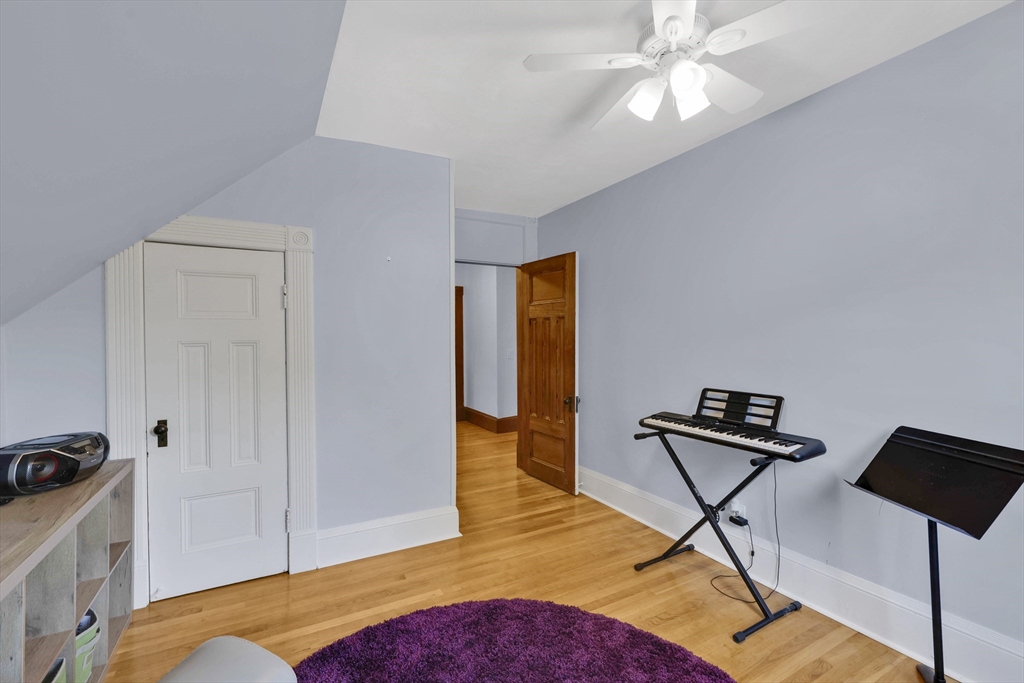 36 Spruceland Avenue Springfield, MA 01108 - Photo 30 of 42