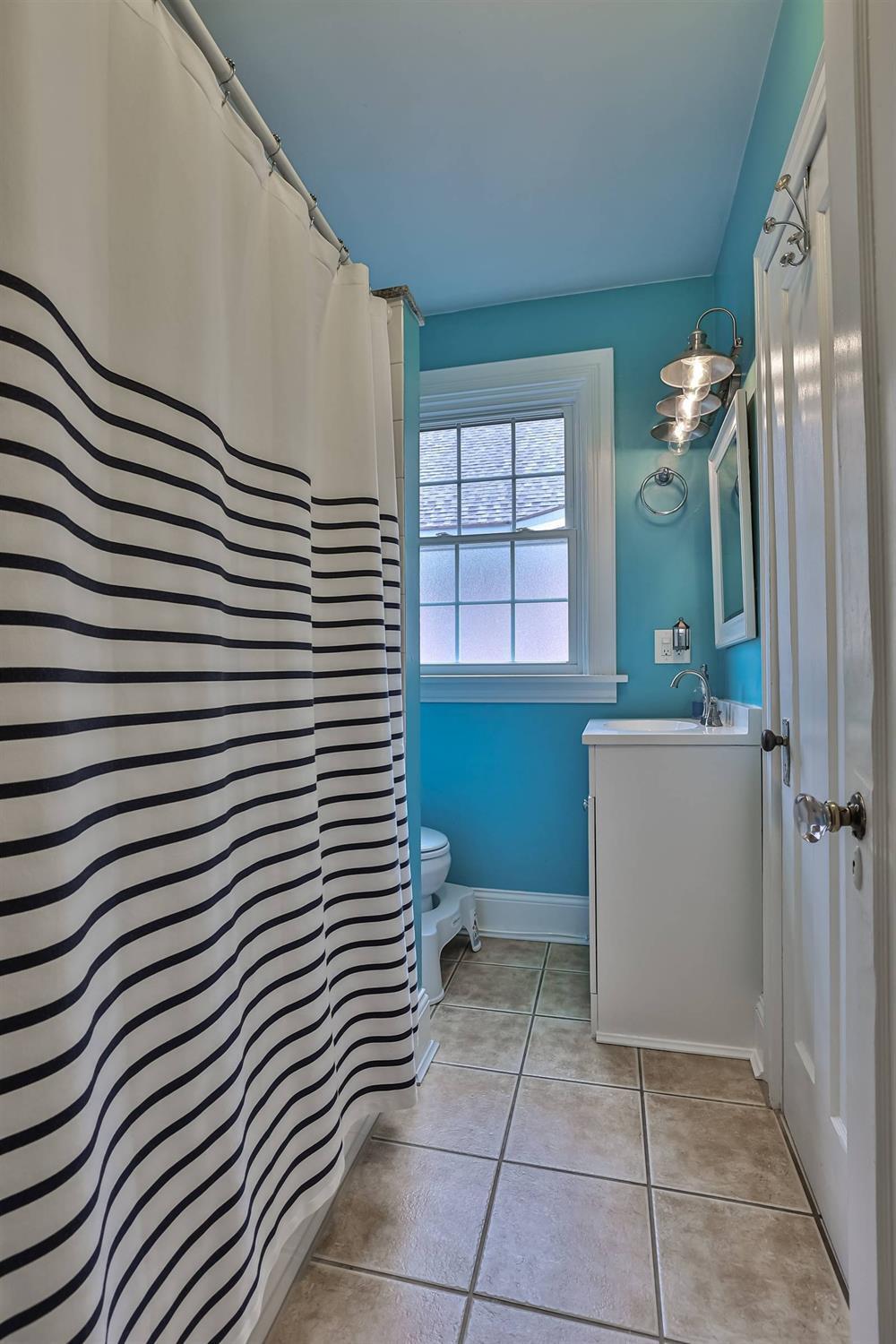 2862 Madison Road Cincinnati, OH 45209 - Photo 20 of 31 Gallery Image 20