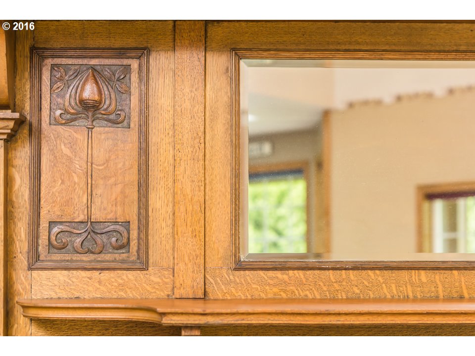 2686 Southeast Territorial Road Canby, OR 97013 - Photo 5 of 32 a view of a entryway